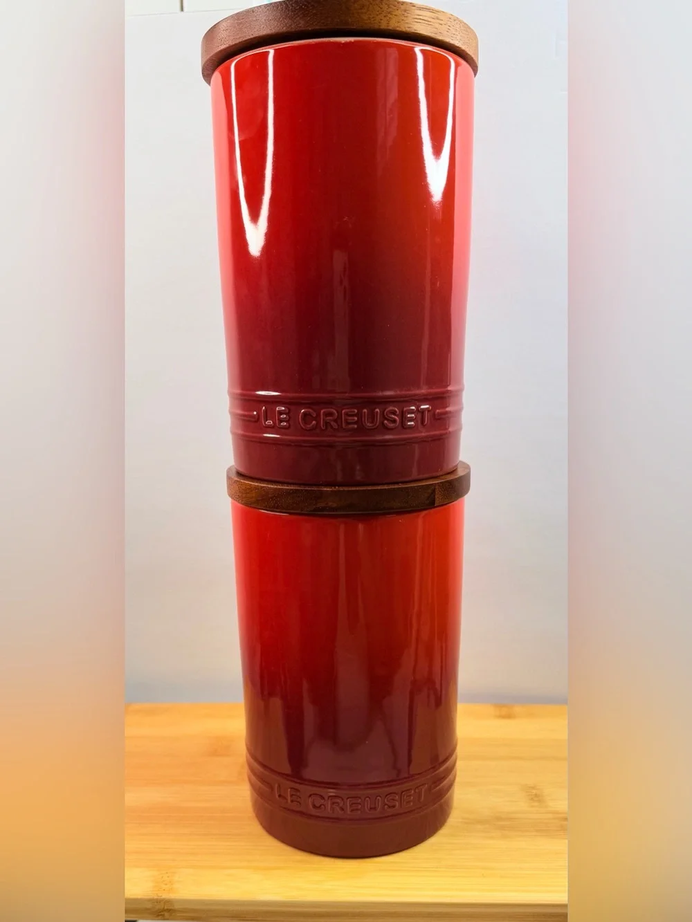 Le Creuset CERISE Stoneware Signature Storage Canister Wood Lid 26oz /770ml Set2